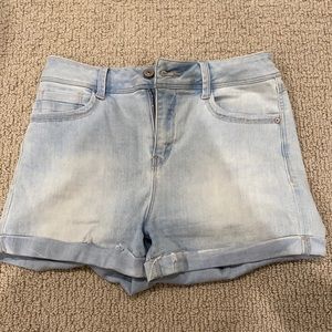 White washed Jean shorts